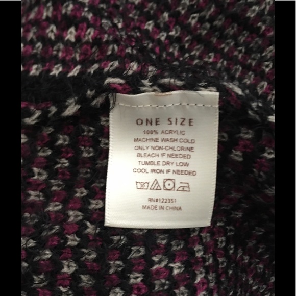 NWT Boho Sweater Poncho Shawl. One Size fit to 16 - Picture 4 of 4